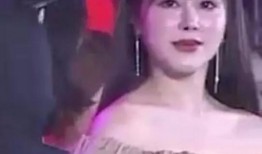 吃瓜抖音网红褒姒微博,揭秘褒姒的吃瓜人生！”