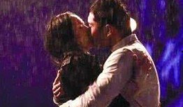 李振宁吻戏爆料大全视频,精彩瞬间回顾