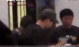 亲热视频在线观看,亲热视频在线观看，揭秘激情瞬间