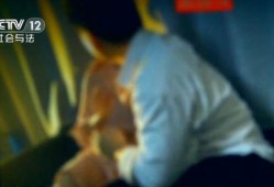 亲热视频在线观看,亲热视频在线观看，揭秘激情瞬间